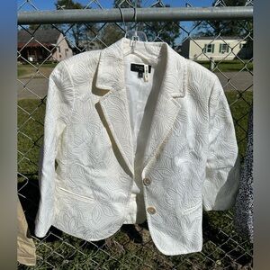 Talbots Women’s White Floral Blazer